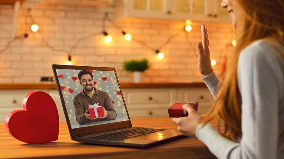 Long-distance relationships 